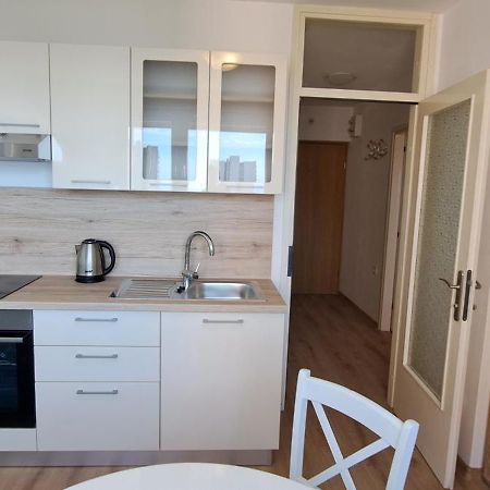 Sea And Mountain Apartment Rijeka Exterior photo